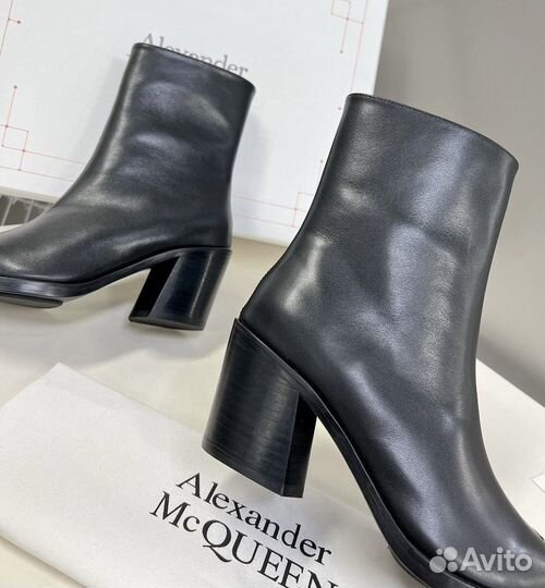 Alexander mcqueen ботильоны