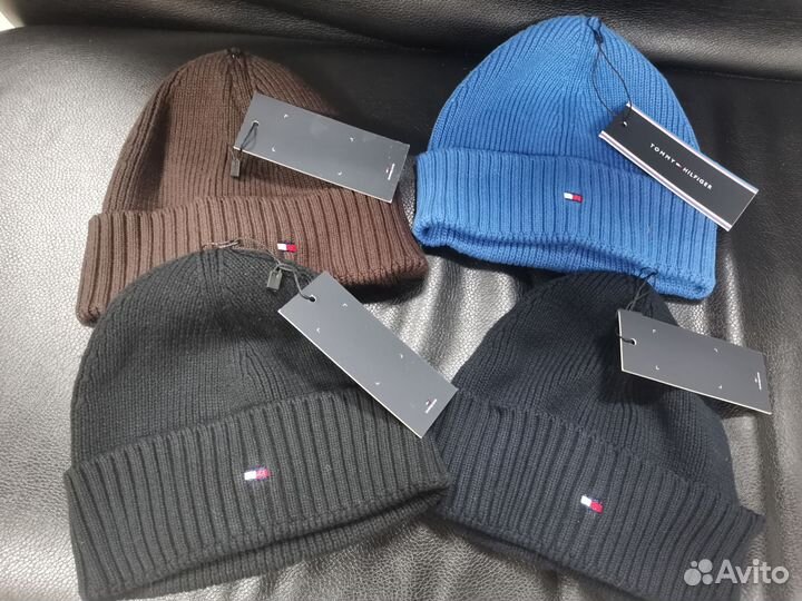 Вязаная шапка мужская