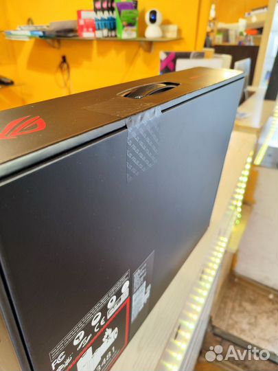 Asus ROG Strix G17 G713RM-KH092W