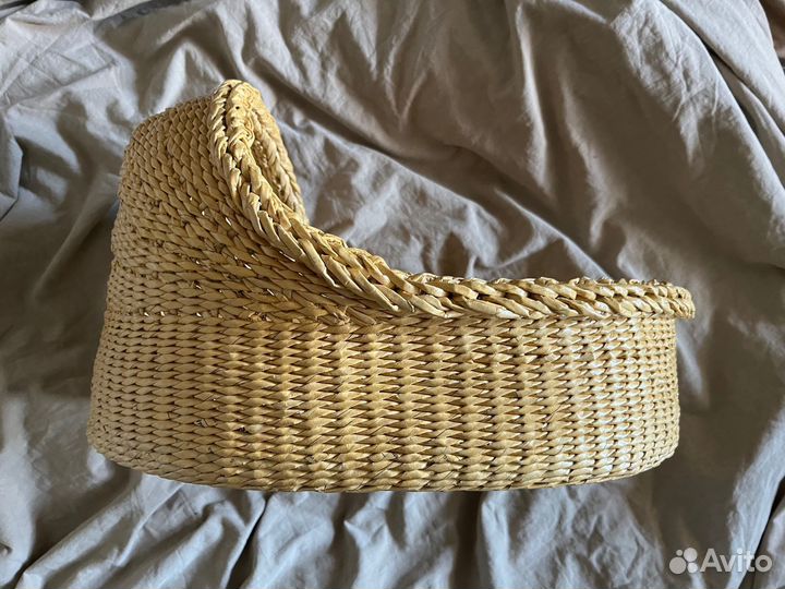 Плетёная корзина люлька колыбель для кукол