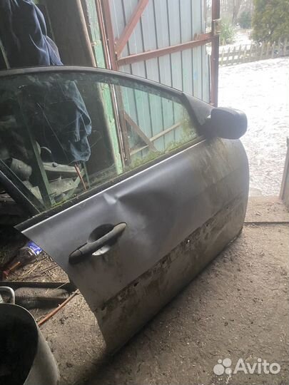 Дверь в сборе правая передняя