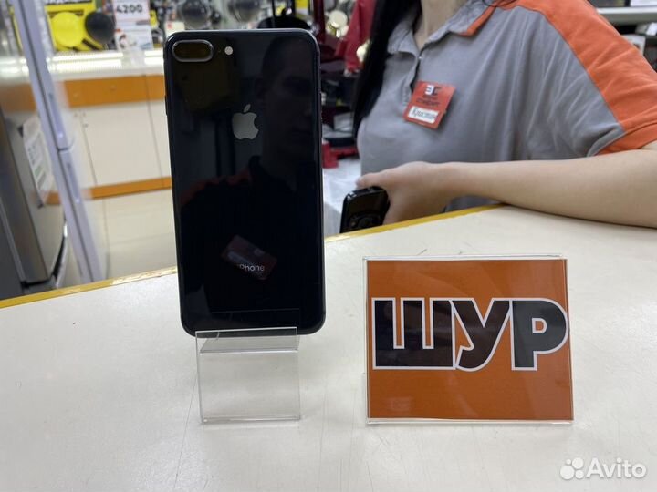 iPhone 8 Plus, 64 ГБ