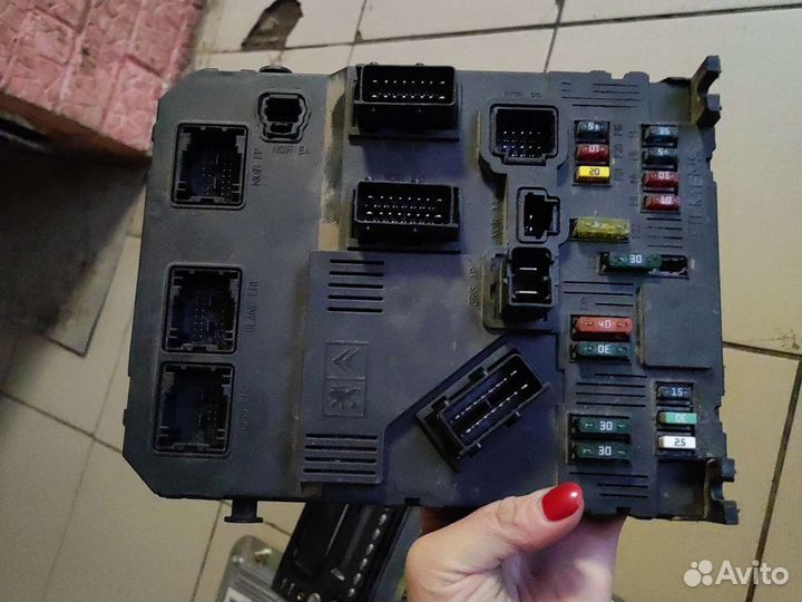 Блок предохранителей peugeot 206