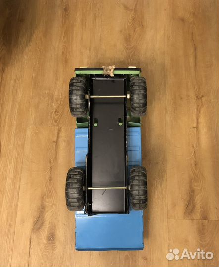 Модель грузовика Ураган