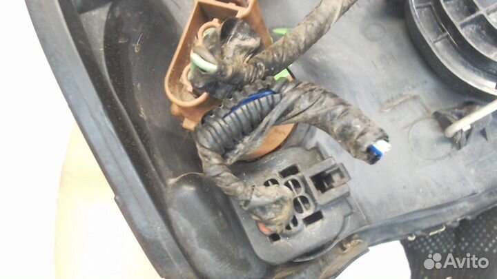 Фара (передняя) Ford Escape, 2006