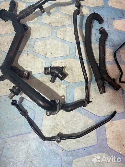 Комплект патрубков 06E121045E