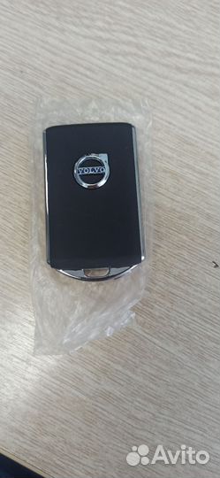 USB-Флешка в виде автомобильного ключа