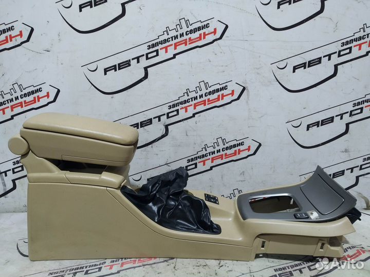 Подлокотник subaru forester SG5 SG9 92111SA000 бежевый VA8844