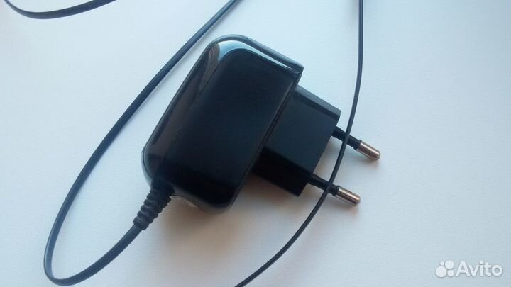 Зарядное устройство Samsung (на запчасти)