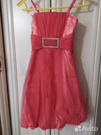 Праздничное платье для девочки