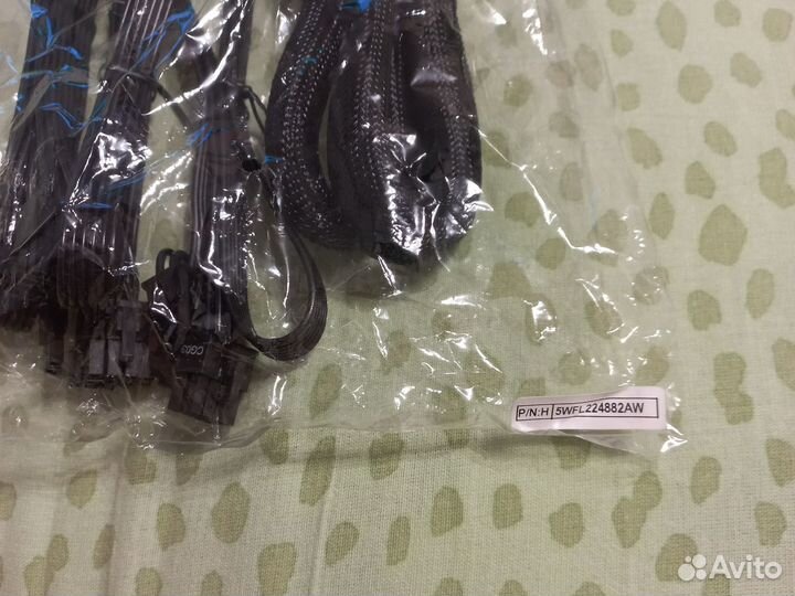 Набор кабелей для модульного блока питания