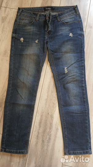 Джинсы женские
