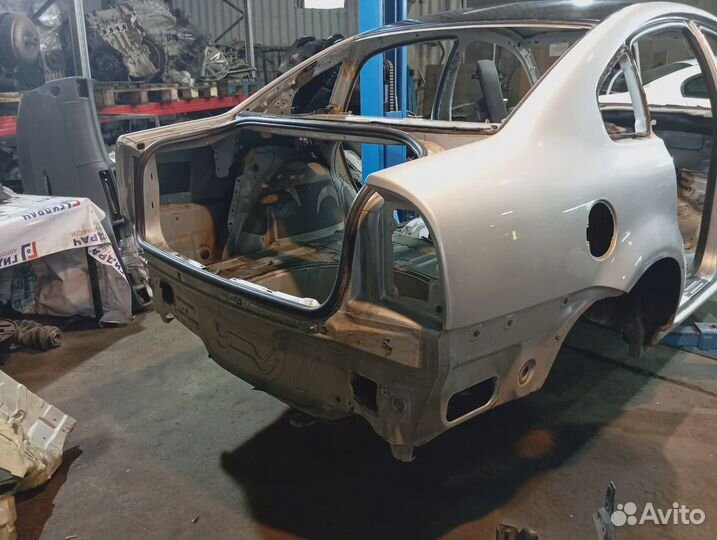 Панель задняя Volkswagen Passat B5