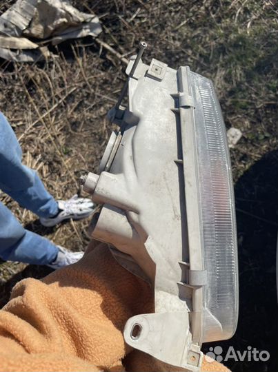 Фара Левая toyota Sprinter AE100