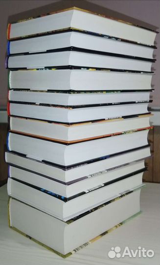 Подборка книг издательства Corpus