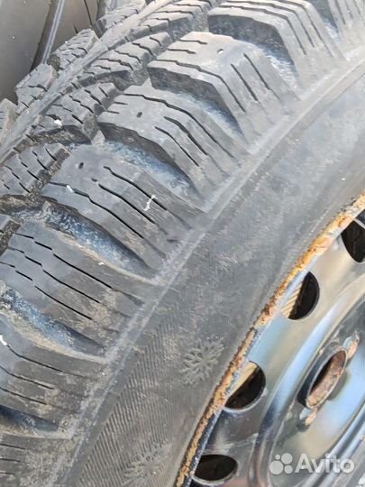 Пара колёс на Hyundai Accent R-13 (зимние)