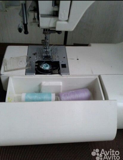 Швейная машина Janome 753001-6