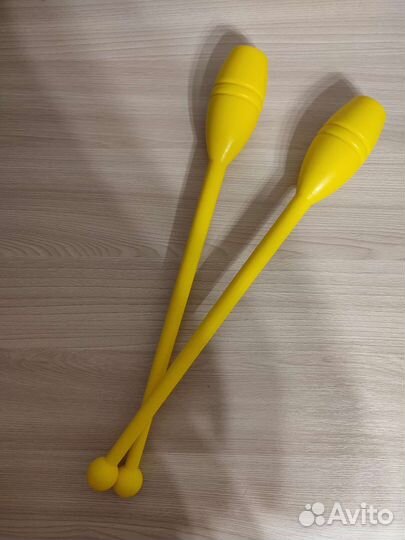 Гимнастические булавы