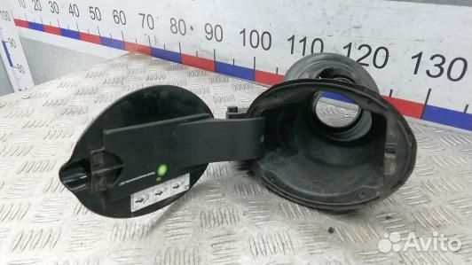 Лючок бака ford kuga 1 (MPH04IC01)