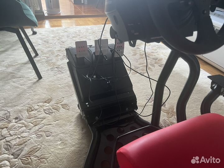 Симулятор Rseat RS1+thrustmaster t300rs