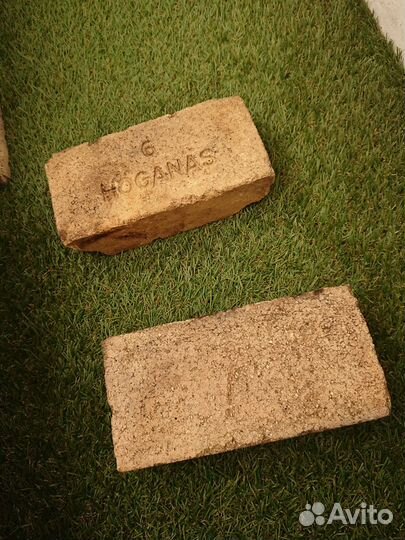 Кирпич с клеймом