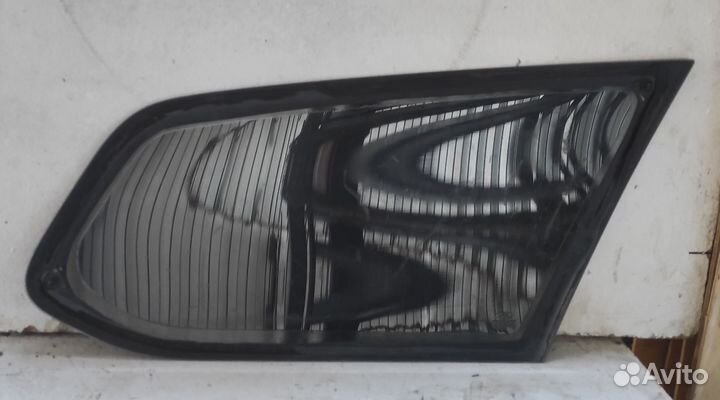 Стекло боковое заднее левое Ford Focus 2 универсал