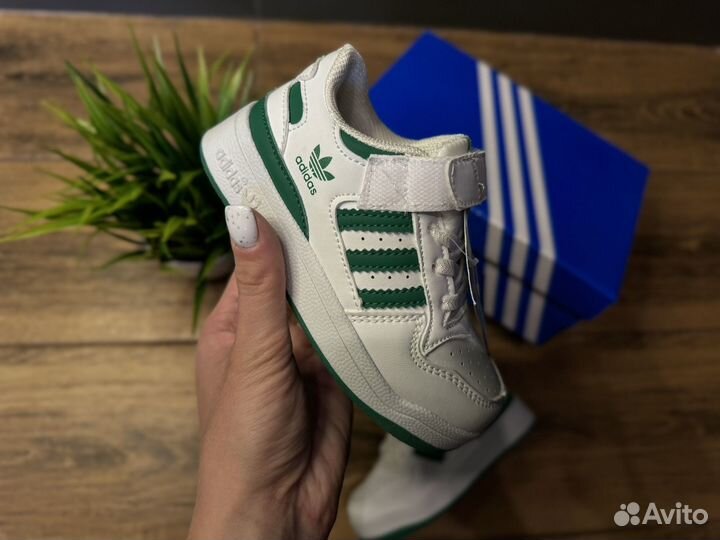 Кроссовки детские adidas