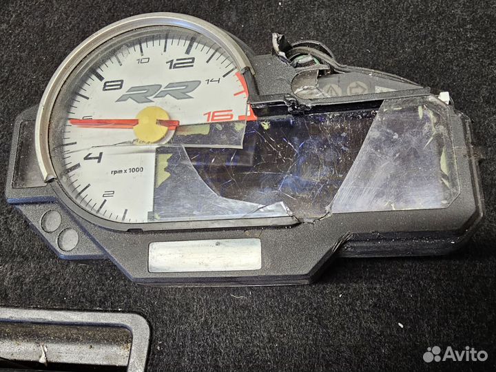 Bmw s1000rr приборная панель