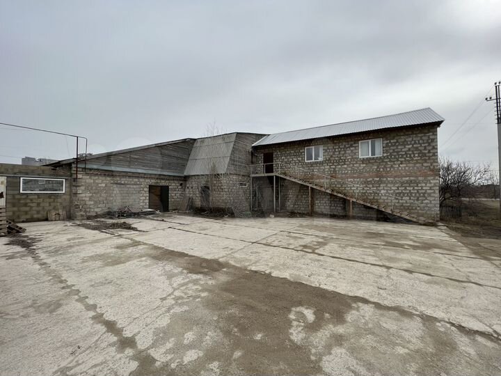 Дом 490 м² на участке 6 га