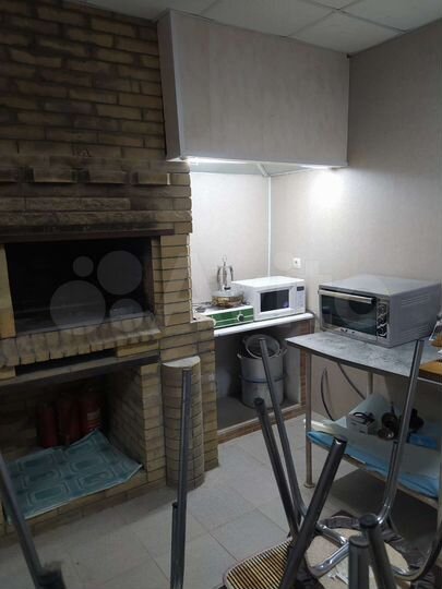 Комната 100 м², 1/3 эт.