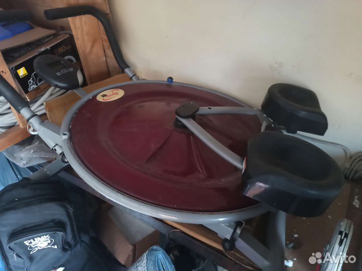 Тренажер для мышц живота и пресса