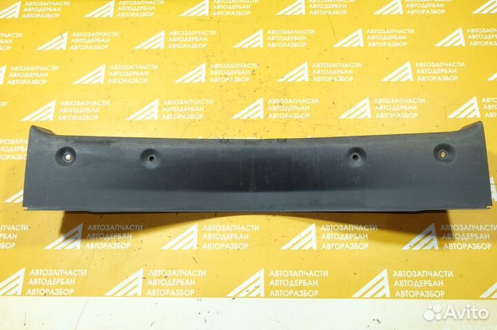 Обшивка задней панели Ford Focus 2 2005-2011