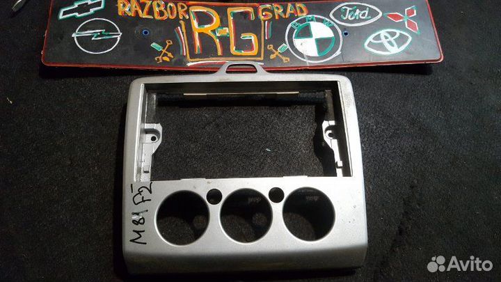 Рамка магнитолы Ford Focus 2 1.8 qqdb 2009