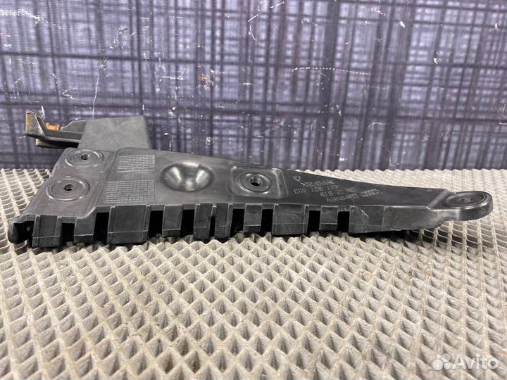 Крепление бампера заднее левое Audi Allroad C5 BES