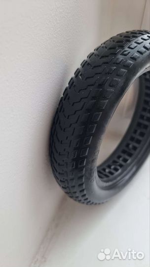 Литая безкамерная покрышка для самоката 8.5