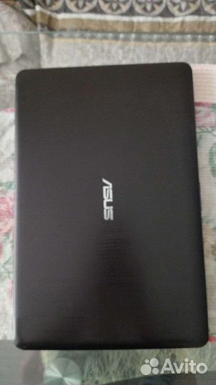 Ноутбук asus