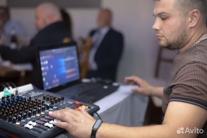 Диджей на свадьбу