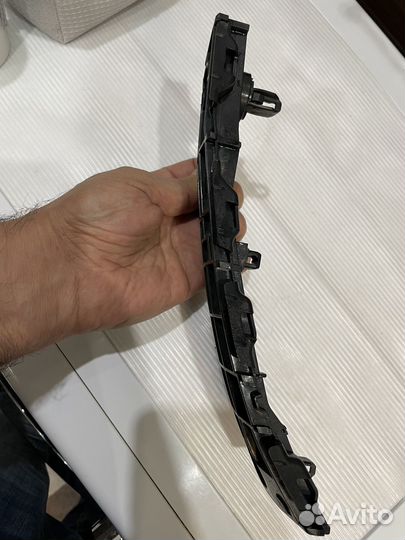 Кронштейн перед. бампера Toyota Land Cruiser 200