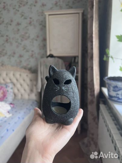 Подсвечник Кошка с блёстками Красный Куб