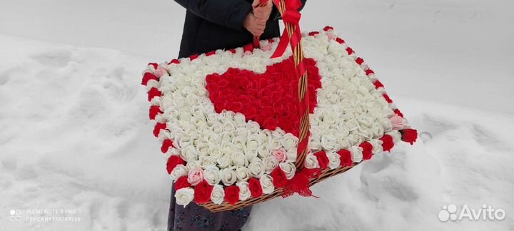 Букеты из 155-350 роз