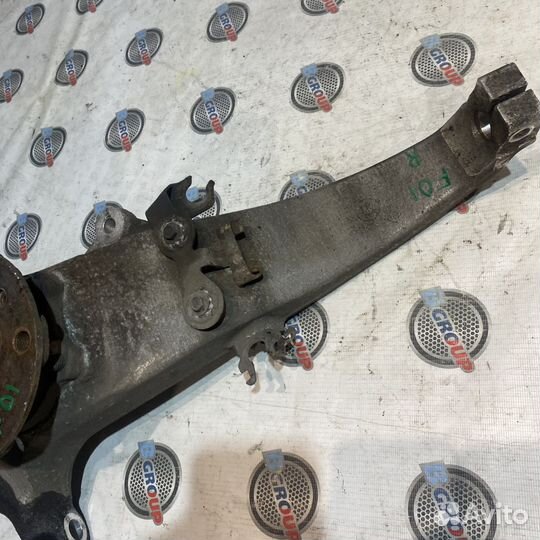 Цапфа переднего колеса Прав. 31216775768 бмв