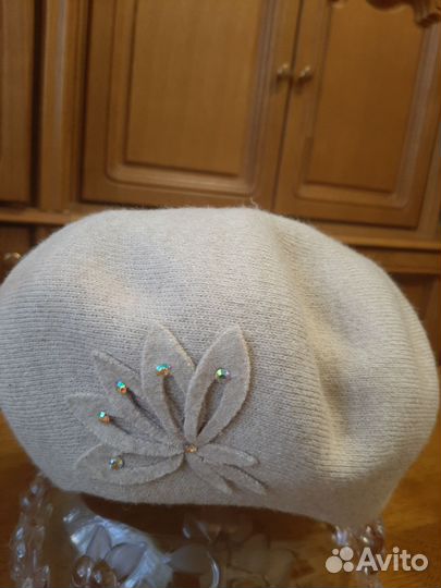 Берет женский