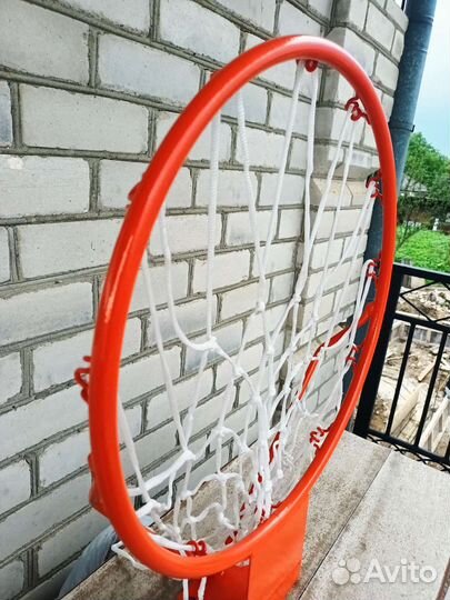 Баскетбольное кольцо