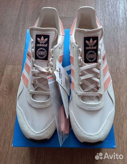 Кроссовки adidas New York