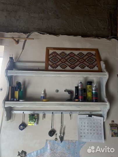 Полка из дерева