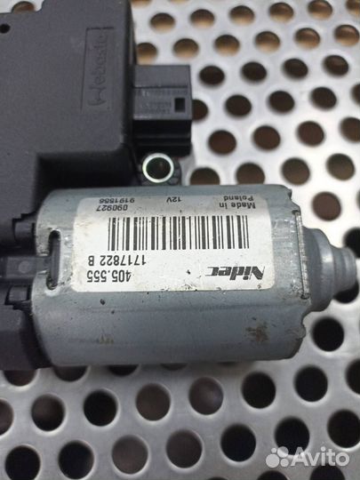 Моторчик люка BMW 7 F01/F02 2009 67617193398