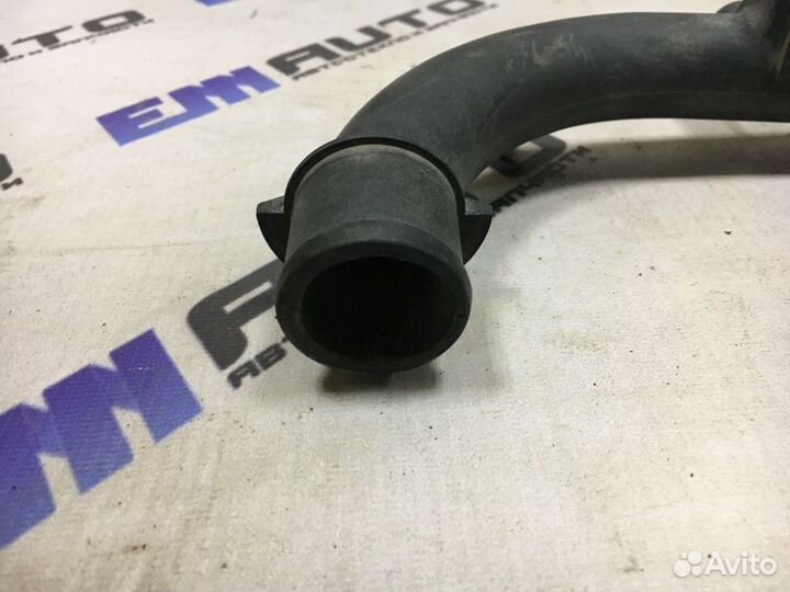 Патрубок системы охлаждения Дэу Нексия