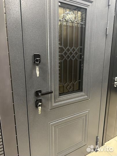 Дверь входная со стеклопакетом Верса Термо