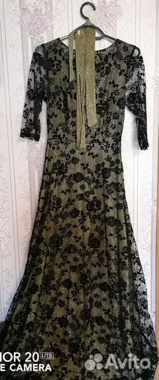 Вечернее платье в пол 44 размер