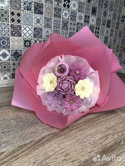 Шикарный букет девушке